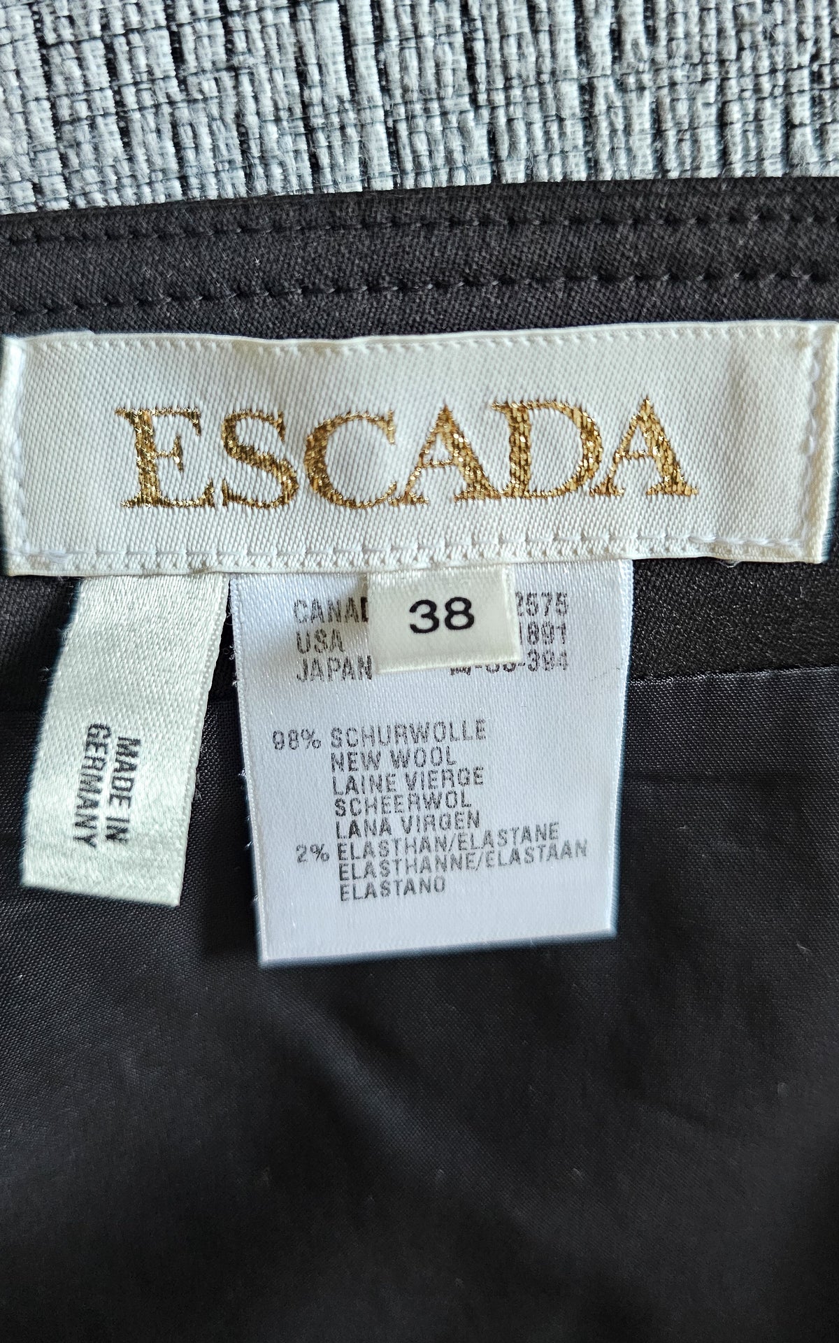 Krilo Escada