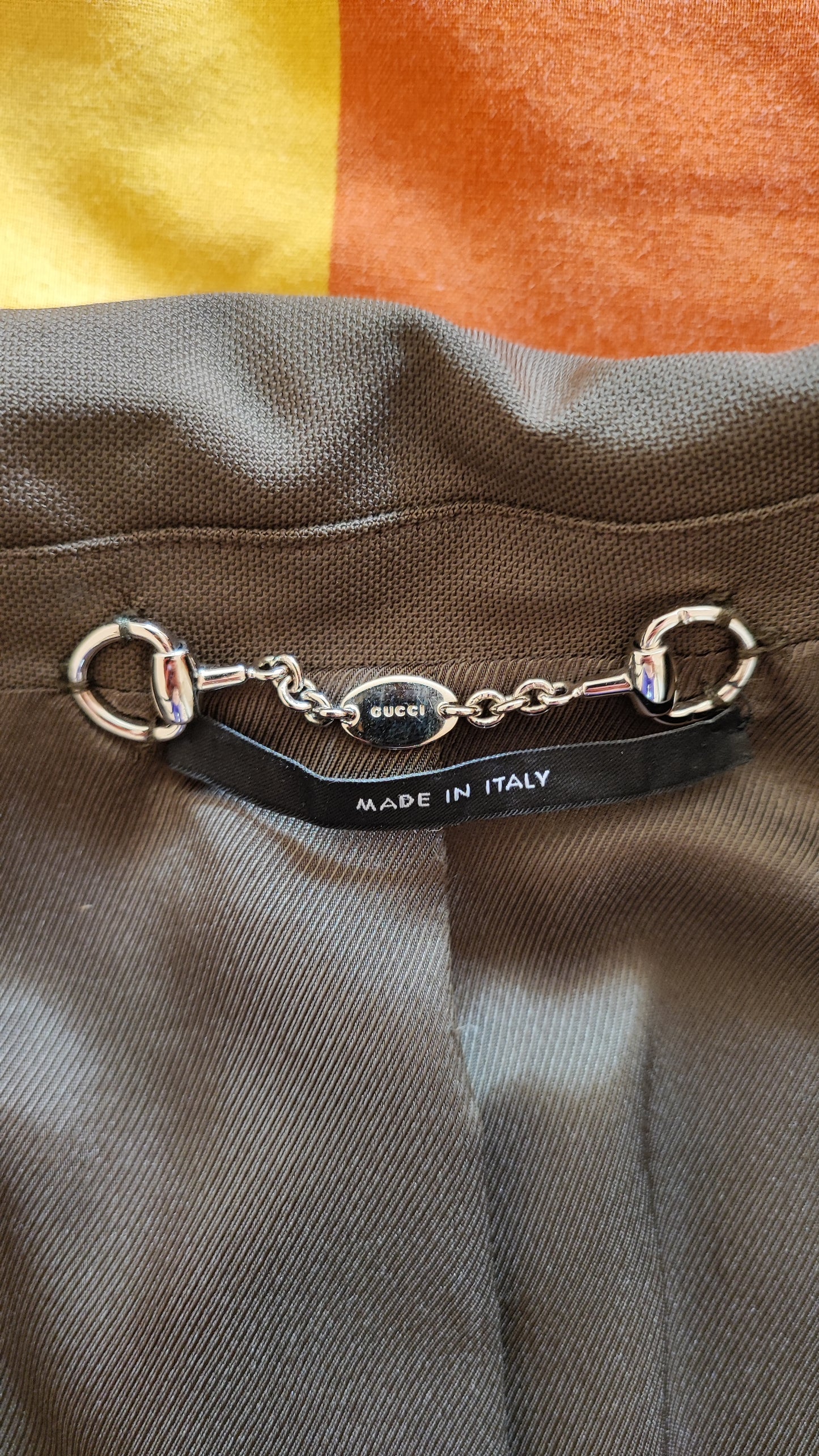 Kostim Gucci