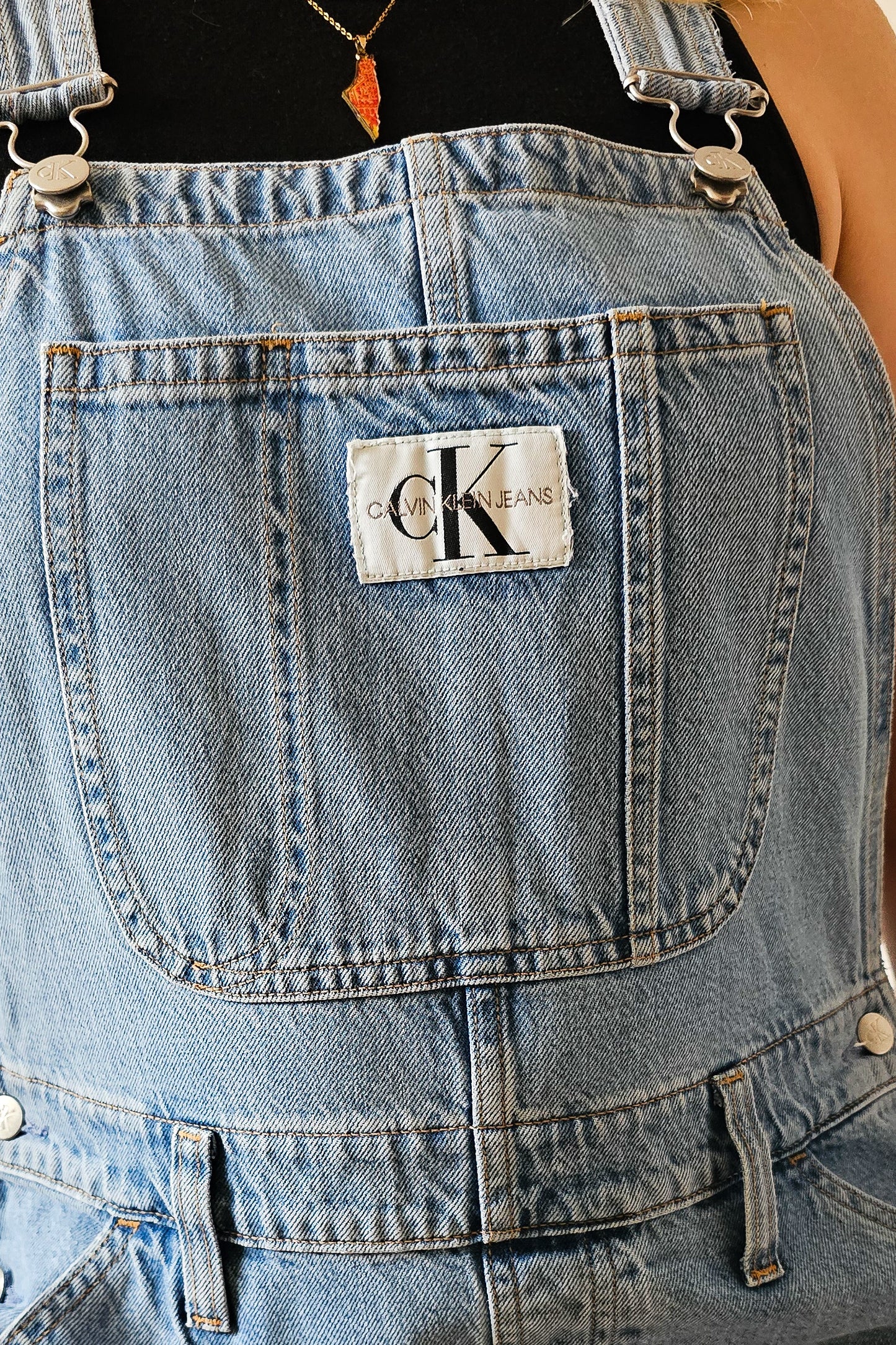 Krilo z naramnicami Calvin Klein